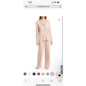 Women’s pajamas - medium